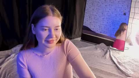 Snapshot of lillie_berry chatting on 10-11-25, 04:55 lillie_berry online show from 10-11-25, 04:55