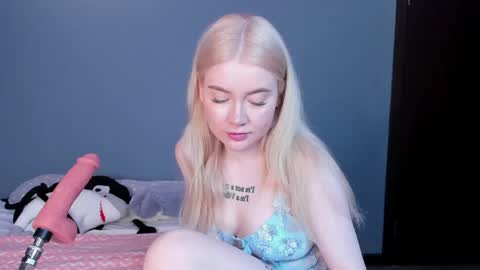 lillie_berry online show from 05-02-26, 05:01
