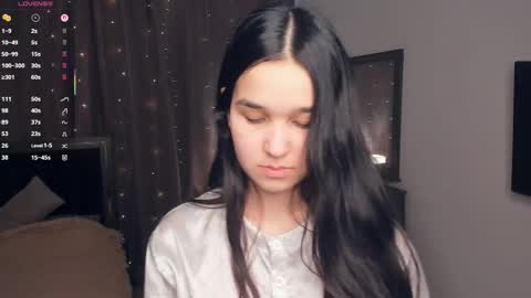 Snapshot of lilliecelina chatting on 01-18-26, 07:12 Celina Lillie online show from 01-18-26, 07:12