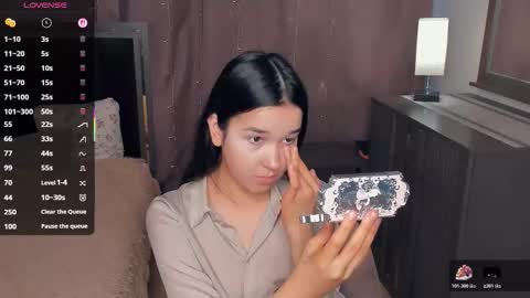 Snapshot of lilliecelina chatting on 02-10-26, 01:15 Celina Lillie online show from 02-10-26, 01:15