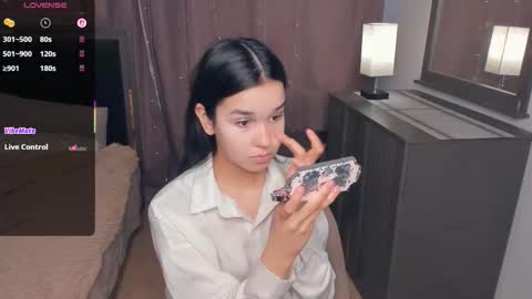 Snapshot of lilliecelina chatting on 02-12-26, 08:09 Celina Lillie online show from 02-12-26, 08:09