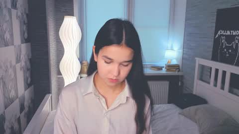 Snapshot of lilliecelina chatting on 03-15-26, 10:32 Celina Lillie online show from 03-15-26, 10:32