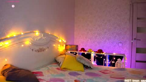 LilliMoore online show from 02-25-26, 11:47