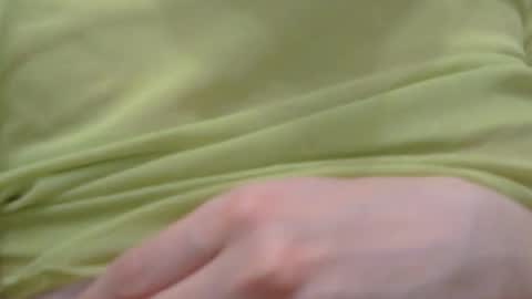 Snapshot of lillkit chatting on 04-09-26, 10:48 Lilu online show from 04-09-26, 10:48