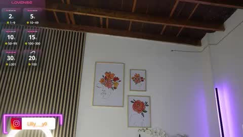 Sofia online show from 11-08-25, 01:22