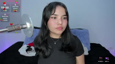 Lilly  online show from 01-14-25, 01:47