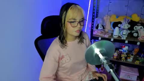 Lilly  online show from 10-25-25, 02:41