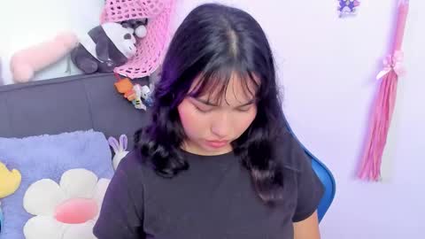 Lilly  online show from 01-12-26, 03:28