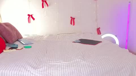 lilly_lux online show from 04-11-26, 01:15