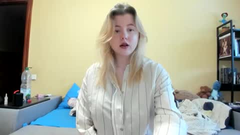 Lilly Depp online show from 02-15-26, 12:03