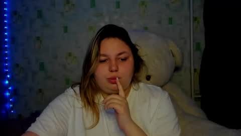 lillyhaigh online show from 06-11-26, 07:45