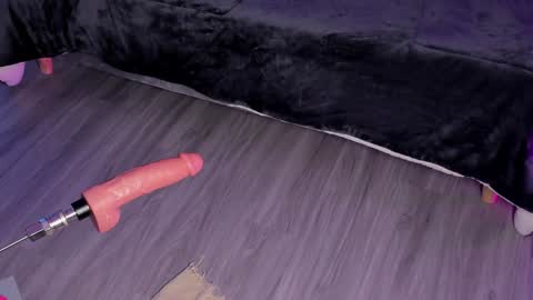 Snapshot of lillyortiz_ chatting on 01-04-25, 06:19 Lilly Ortiz online show from 01-04-25, 06:19