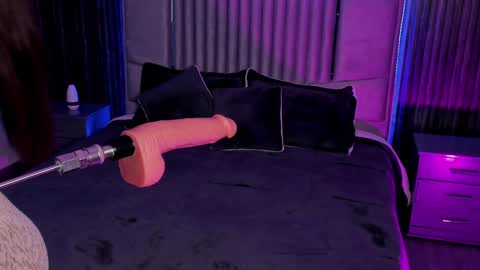 Lilly Ortiz online show from 01-23-25, 08:56