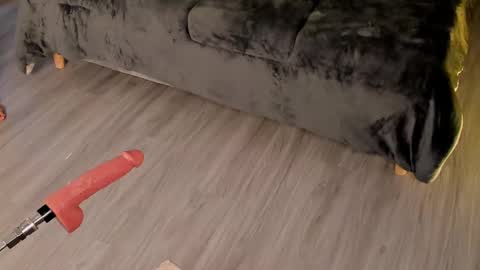 Lilly Ortiz online show from 03-05-25, 01:52