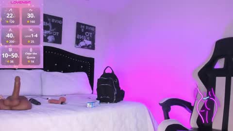 Lilly online show from 09-18-25, 01:02