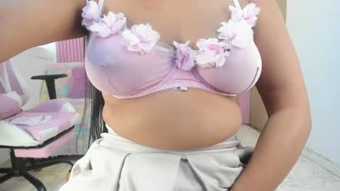 lillyy16 online show from 06-09-26, 11:11