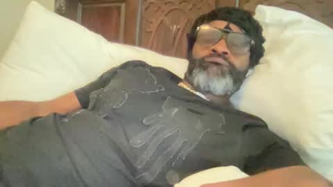 Snapshot of lilnasty100 chatting on 12-14-25, 01:27 lilnasty100 online show from 12-14-25, 01:27