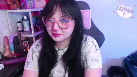 Lilo  online show from 01-14-25, 03:32