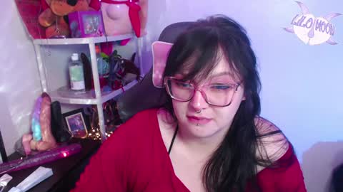 Lilo  online show from 01-16-25, 02:51