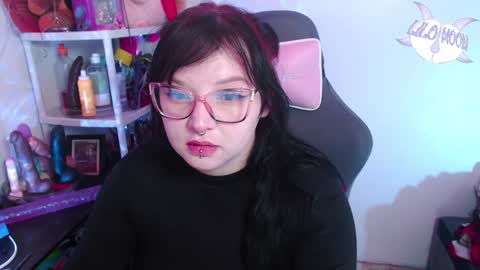 Lilo  online show from 01-21-25, 03:48