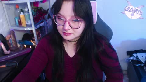 Lilo  online show from 01-24-25, 04:37