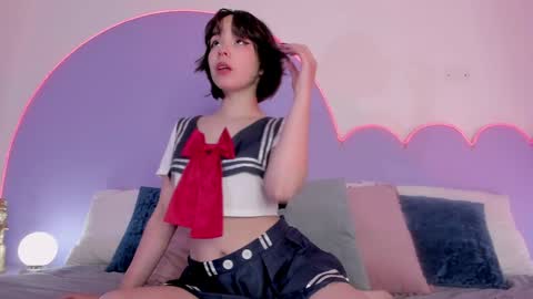 Lilou online show from 12-19-24, 12:01