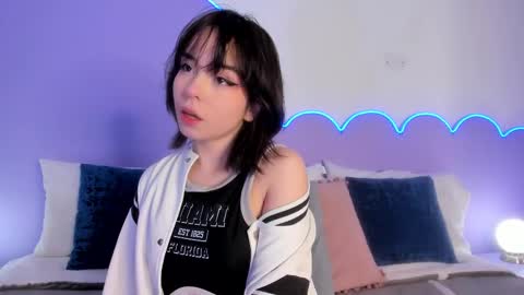 Lilou online show from 03-10-25, 11:42