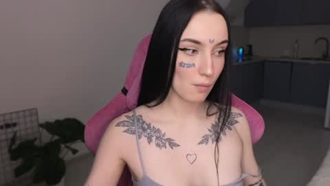 Snapshot of lilpresident chatting on 12-17-24, 05:47 lilpresident online show from 12-17-24, 05:47