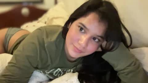Snapshot of lilprincessxoxo_ chatting on 05-19-26, 09:04 lilprincessxoxo_ online show from 05-19-26, 09:04