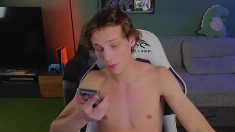 Snapshot of lilteddyboy chatting on 10-16-25, 09:38 lilteddyboy online show from 10-16-25, 09:38