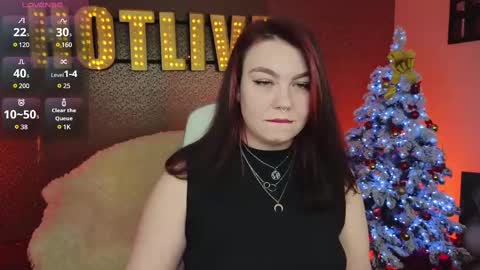 Snapshot of lilumytrend chatting on 01-05-25, 12:10 Lilu online show from 01-05-25, 12:10