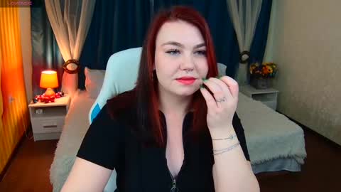 Snapshot of lilumytrend chatting on 01-15-25, 12:04 Lilu online show from 01-15-25, 12:04