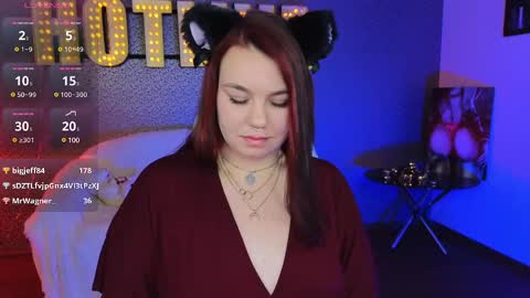 Snapshot of lilumytrend chatting on 02-09-25, 09:16 Lilu online show from 02-09-25, 09:16