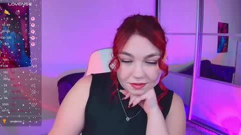 Snapshot of lilumytrend chatting on 10-18-25, 12:28 Lilu online show from 10-18-25, 12:28