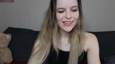 lily_and_jake online show from 09-24-25, 07:33