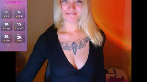 lily_angel777 online show from 02-17-26, 06:25
