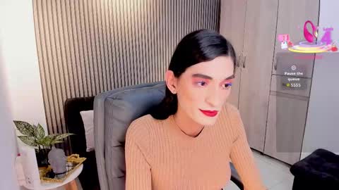 lily_cash1 online show from 11-18-25, 07:07