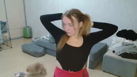 Lily dollyx online show from 04-30-26, 05:41