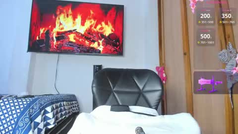   online show from 04-28-26, 05:51