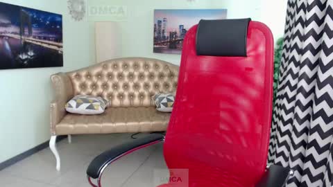 Snapshot of lily_flower7_ chatting on 05-13-26, 06:11 Lily online show from 05-13-26, 06:11