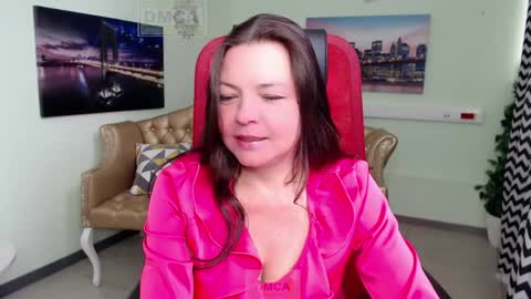Snapshot of lily_flower7_ chatting on 06-06-26, 06:51 Lily online show from 06-06-26, 06:51