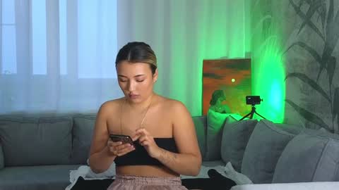 Snapshot of lily_foster_ chatting on 01-26-25, 05:34 Lily online show from 01-26-25, 05:34