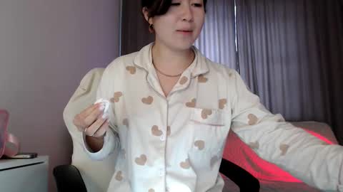 Lily Litle online show from 10-17-25, 09:12