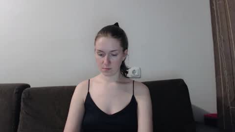lily_love_x online show from 01-10-26, 11:31