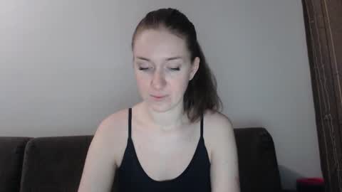 lily_love_x online show from 01-31-26, 11:03