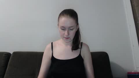 lily_love_x online show from 04-09-26, 06:19