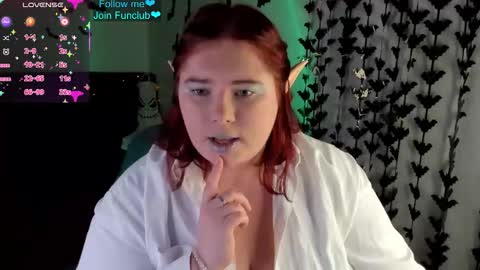 Elina  online show from 10-28-25, 11:29