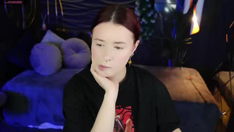 Lily online show from 01-14-26, 07:14