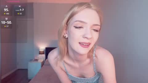 Lily online show from 04-08-26, 07:41