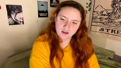 Snapshot of lily_shamy chatting on 12-10-24, 12:06 Alice online show from 12-10-24, 12:06